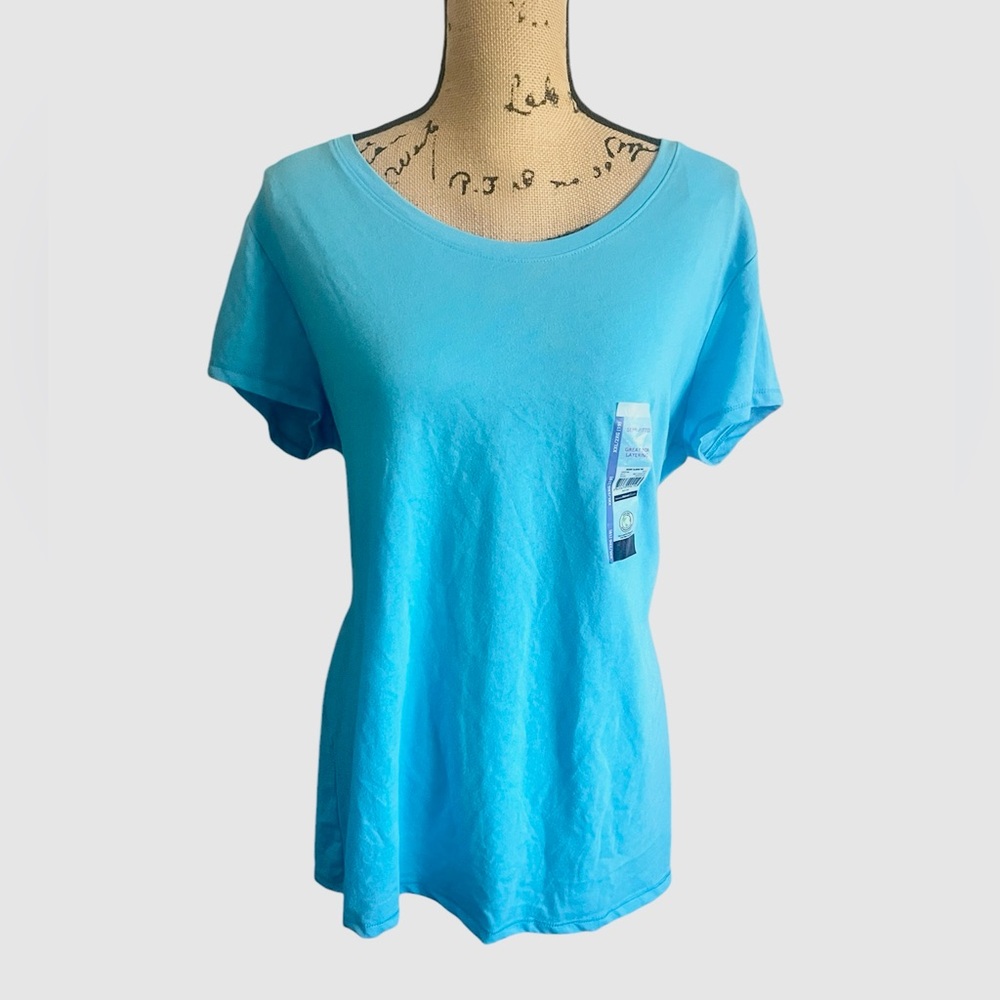 XXL Blue Short Sleeve Tee for every day where, great for layering, semi-fitted